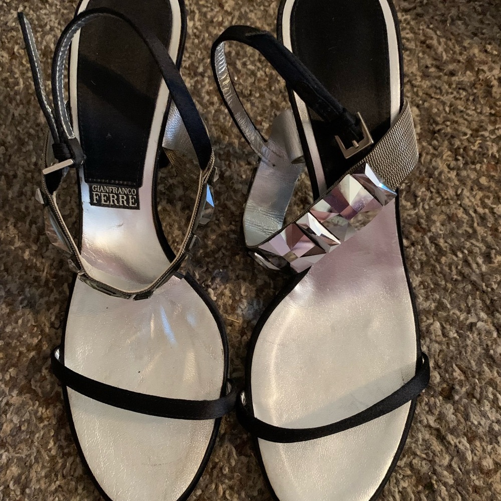 Gianfranco Ferre Women's Black and Silver Sandals